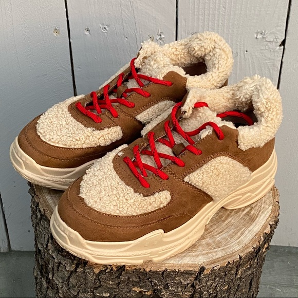 Jessica Simpson Sporta2 Fashion Sneaker